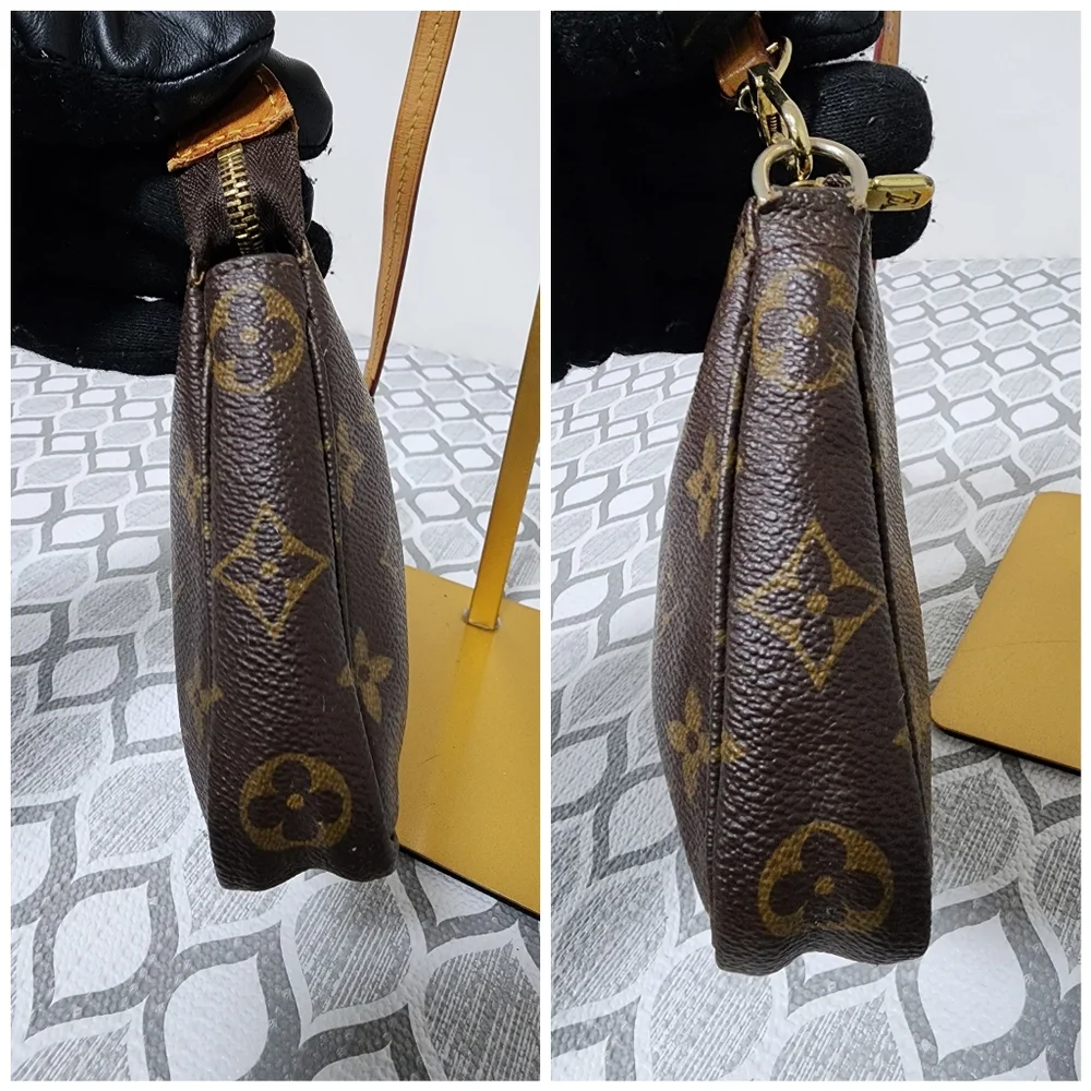 LOUIS VUITTON POCHETTE ACCESSORIES MONOGRAM canvas